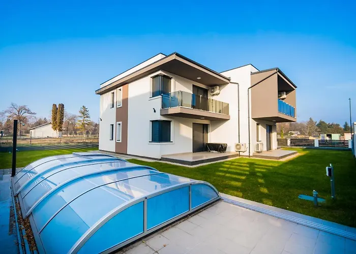 דירה Blackwood '66 *