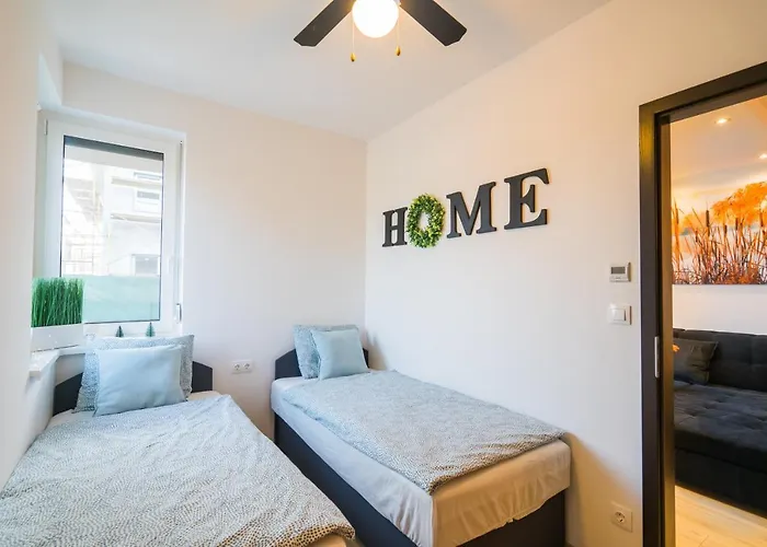 דירה Blackwood '66