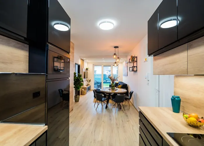 דירה Blackwood '66