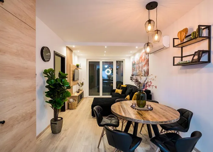 Blackwood '66 דירה שיופוק